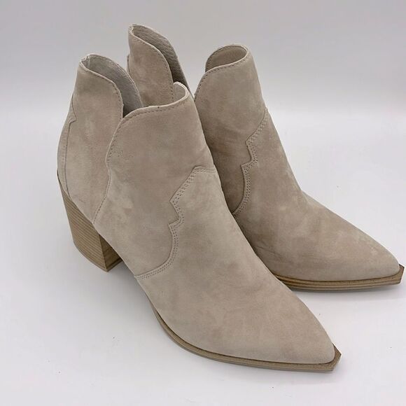 Steve Madden Shoes - Steve Madden Chaya pointed toe bootie